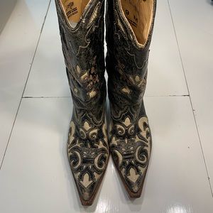 Womens Western boots - womenswear cowboy boots - Corral